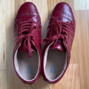 Croc-embossed leather upper sneakers